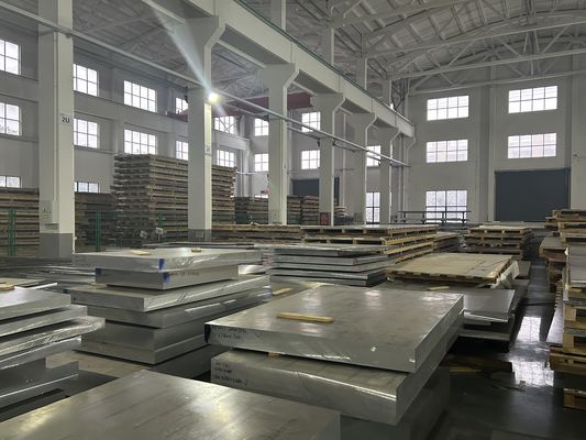 استفاده های متعدد 7075 T651 صفحه آلومینیوم طول 8000mm-12000mm